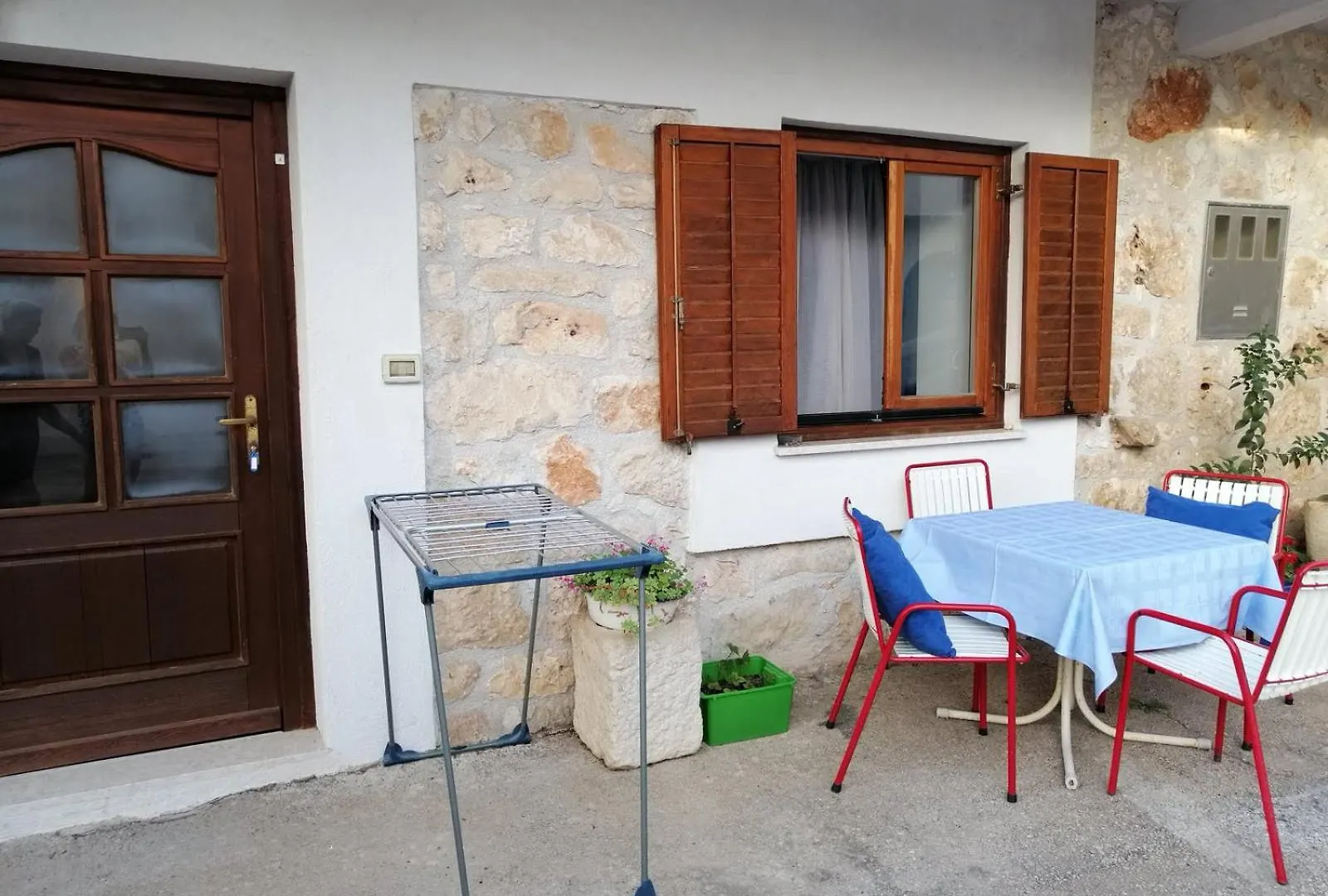 פונטנה Relax Apartments Grazia 0*,